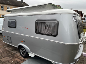 Touring montage mover